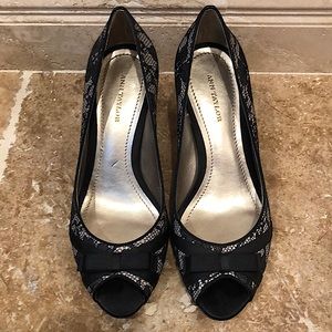 Ann Taylor Pumps